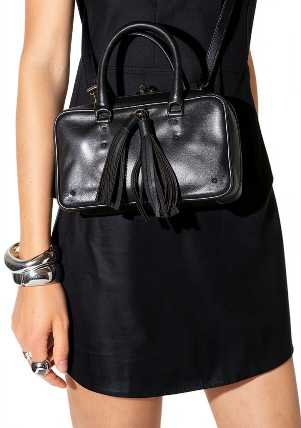Rebecca Minkoff Tassel Bowling Bag Damen Leder Satchel Handtasche mit Griffen oben und abnehmbarem Crossbody-Gurt, Schwarz-1